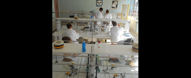 Un laboratoire de biochimie